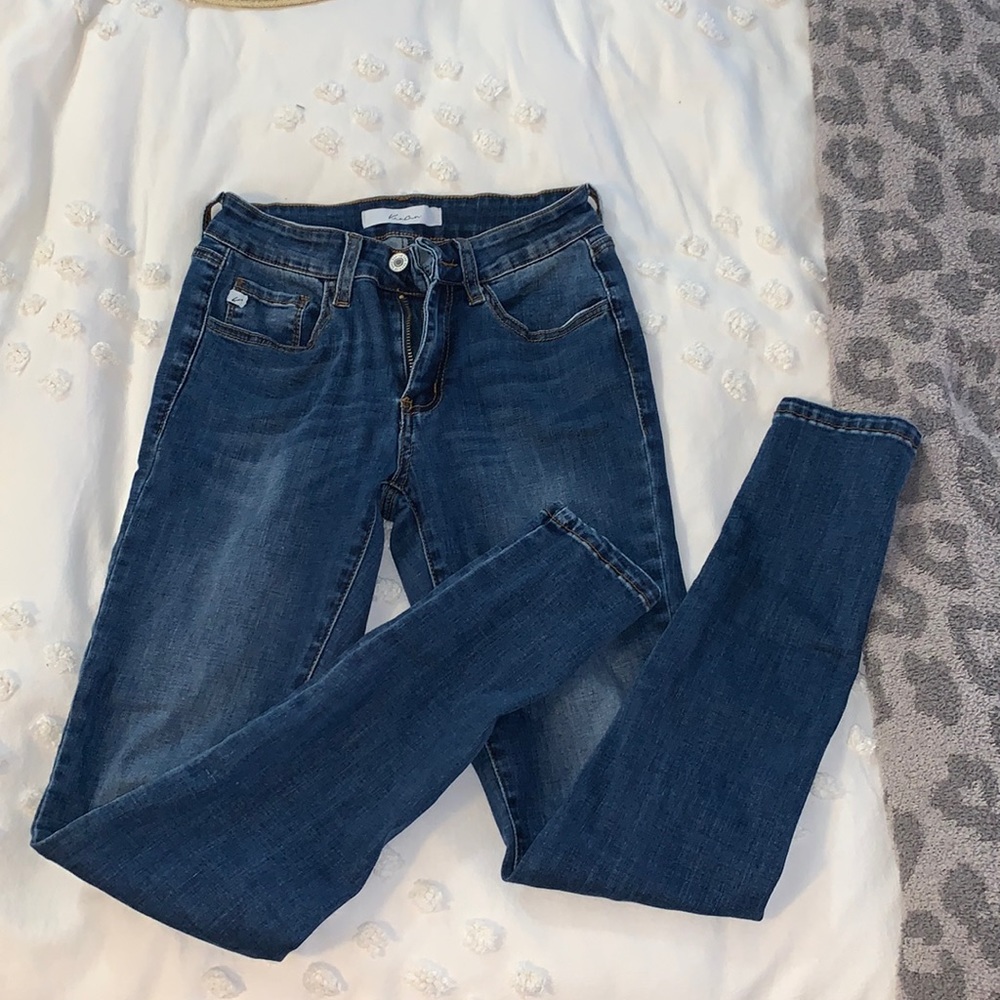 KanCan dark stretchy skinny jeans